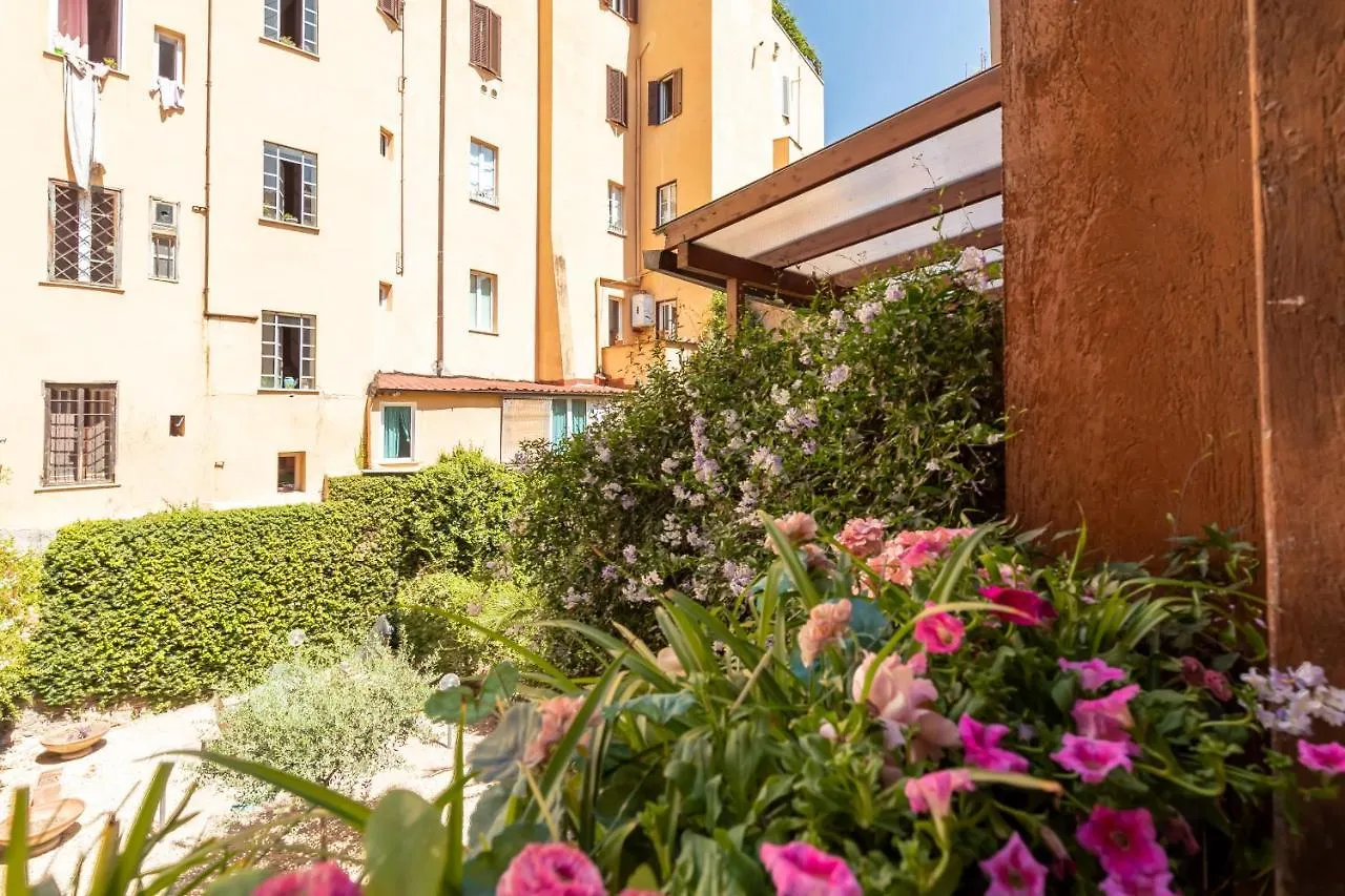 Monti Romantic Sunshine Maisonette Apartment